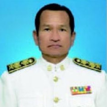 曼谷吞武里大学音乐学院导师查罗姆普 教授／博士