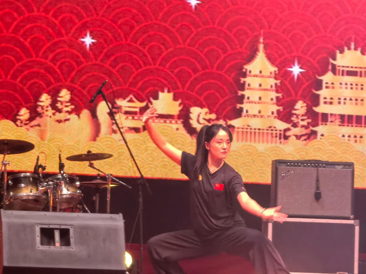 「BTU CHINESE NEW YEAR」2025 新春联欢晚会举行，中国驻泰大使夫人王欢教授与留学生同乐 现场照片 11
