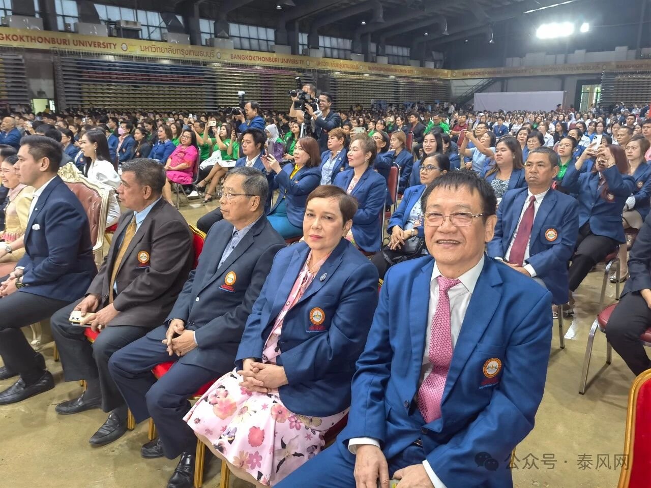 「2024 中国高等教育展」在曼谷吞武里大学开幕，中国 32 所知名高校齐聚曼谷 现场照片 9
